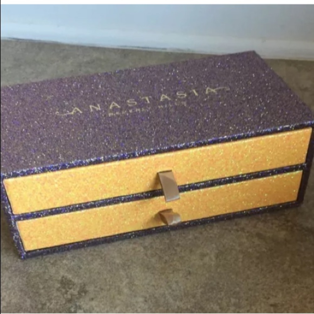 Anastasia glitter eyeshadow palette vault BOX